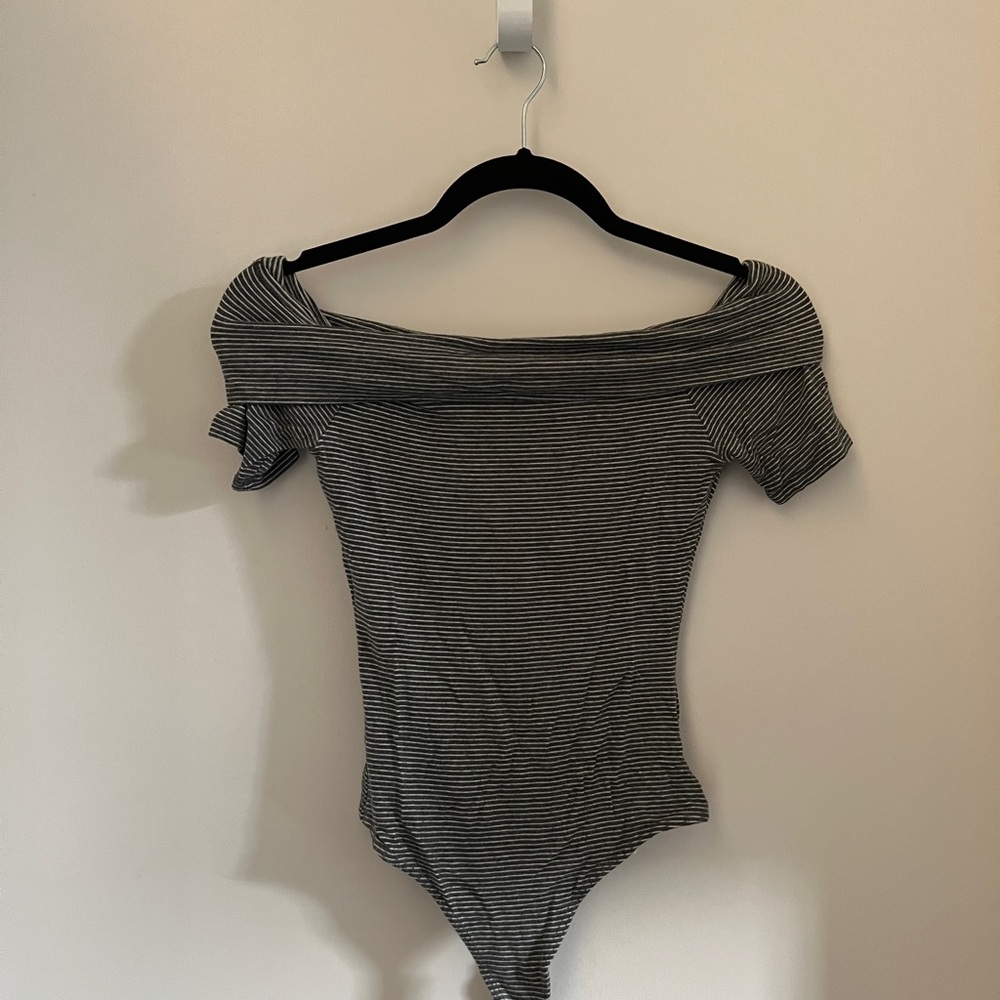 Guess Gray and White Off-the-Shoulder Striped Bodysuit